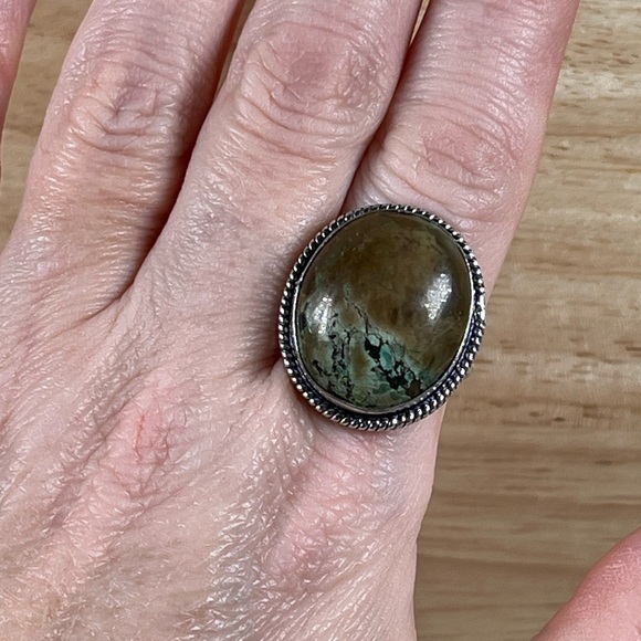925 Sterling Silver Overlay Tibetan Turquoise Gemstone Ring Size 10.25 - Picture 6 of 9